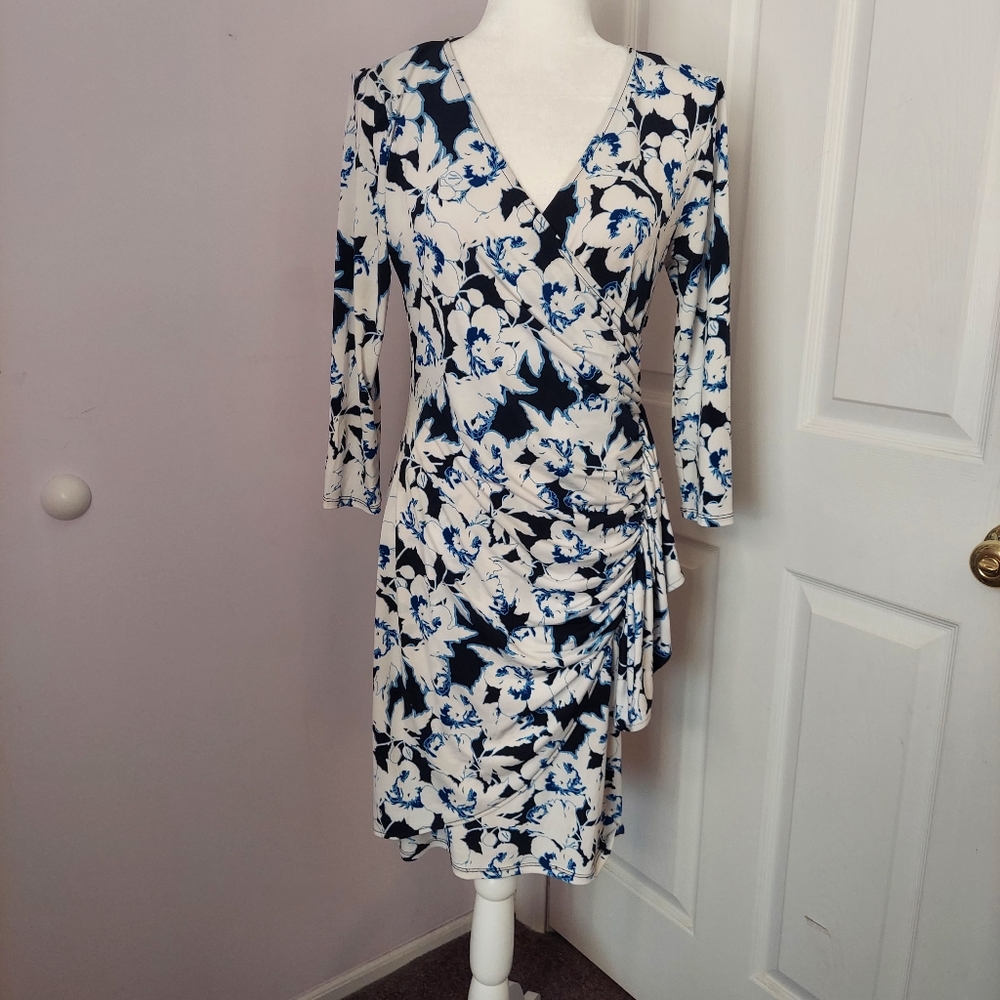 Flattering Stretchy Draped Navy Floral White Long Sleeve Midi Dress